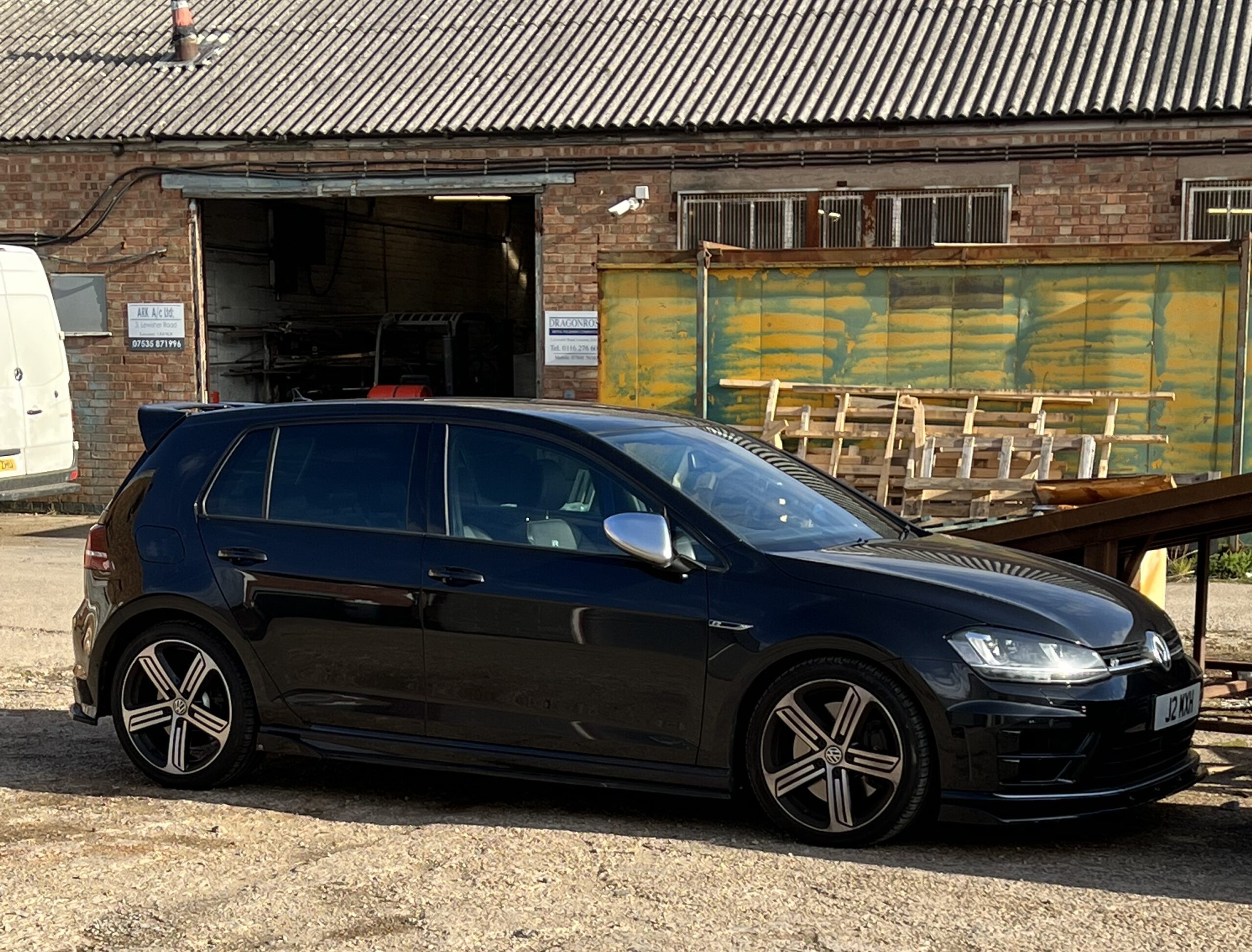 Golf R