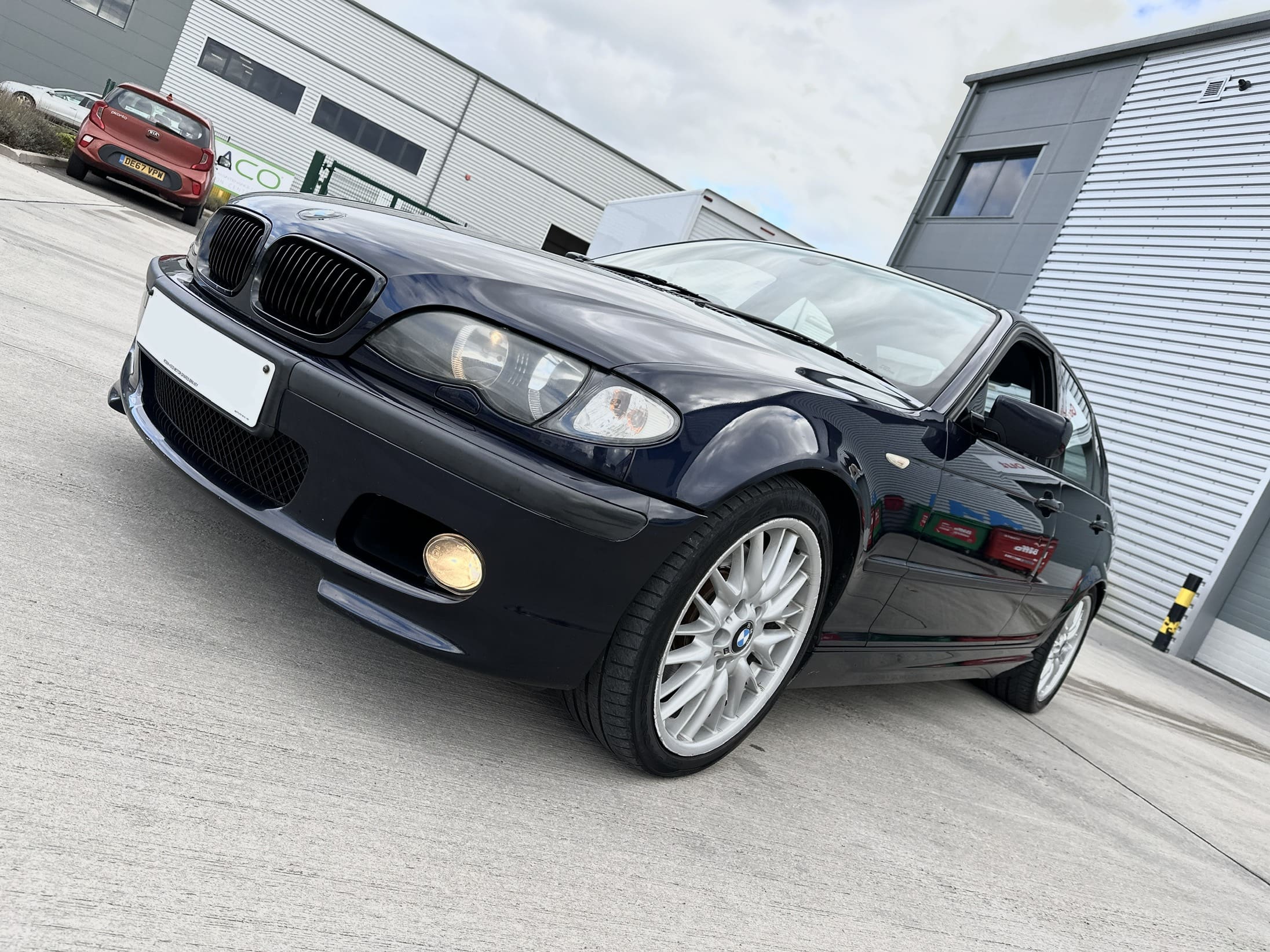 BMW 330d M-SPORT E46