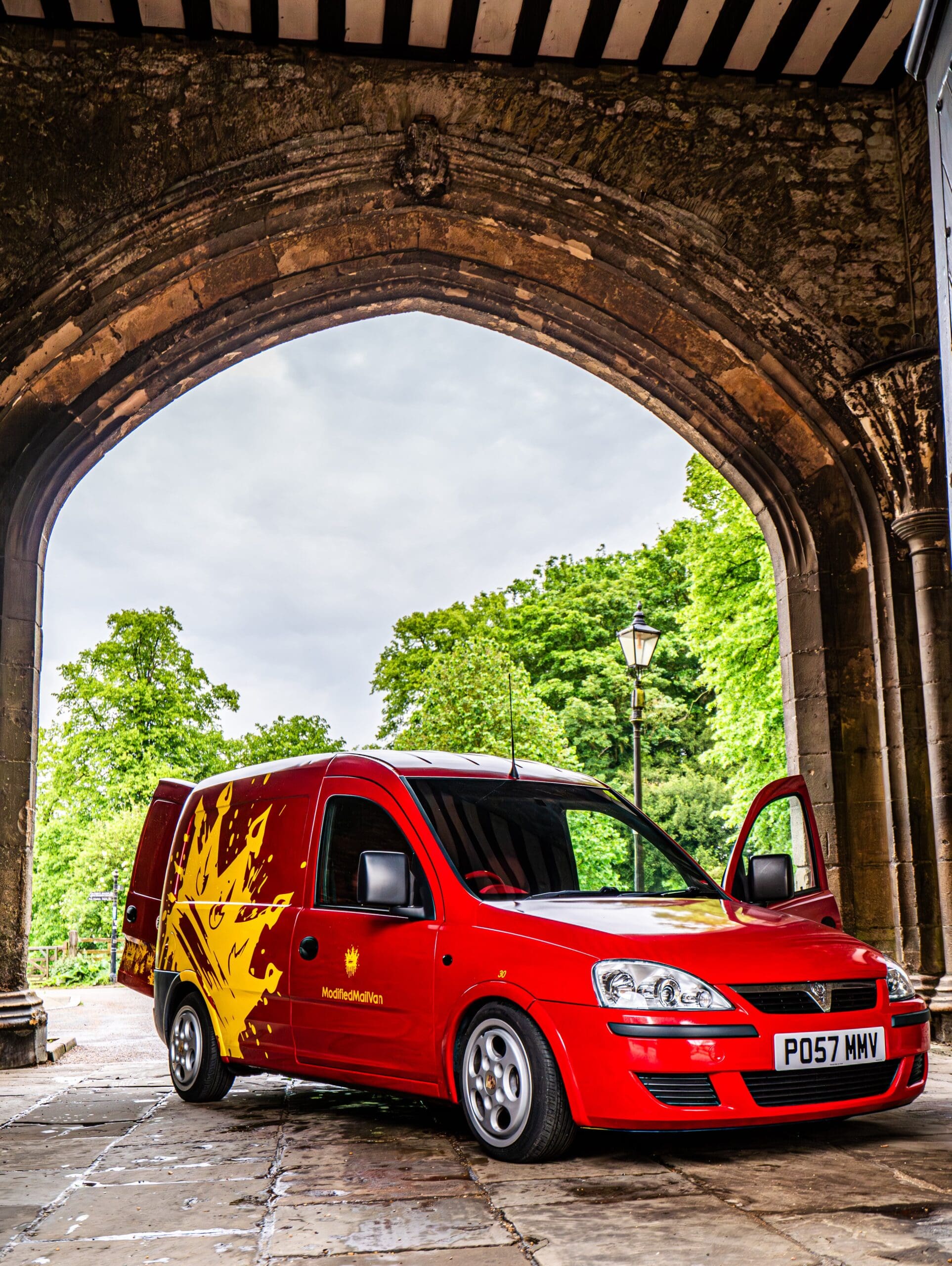 Modified Mail Van 09 Vauxhall Combo 1.3cdti