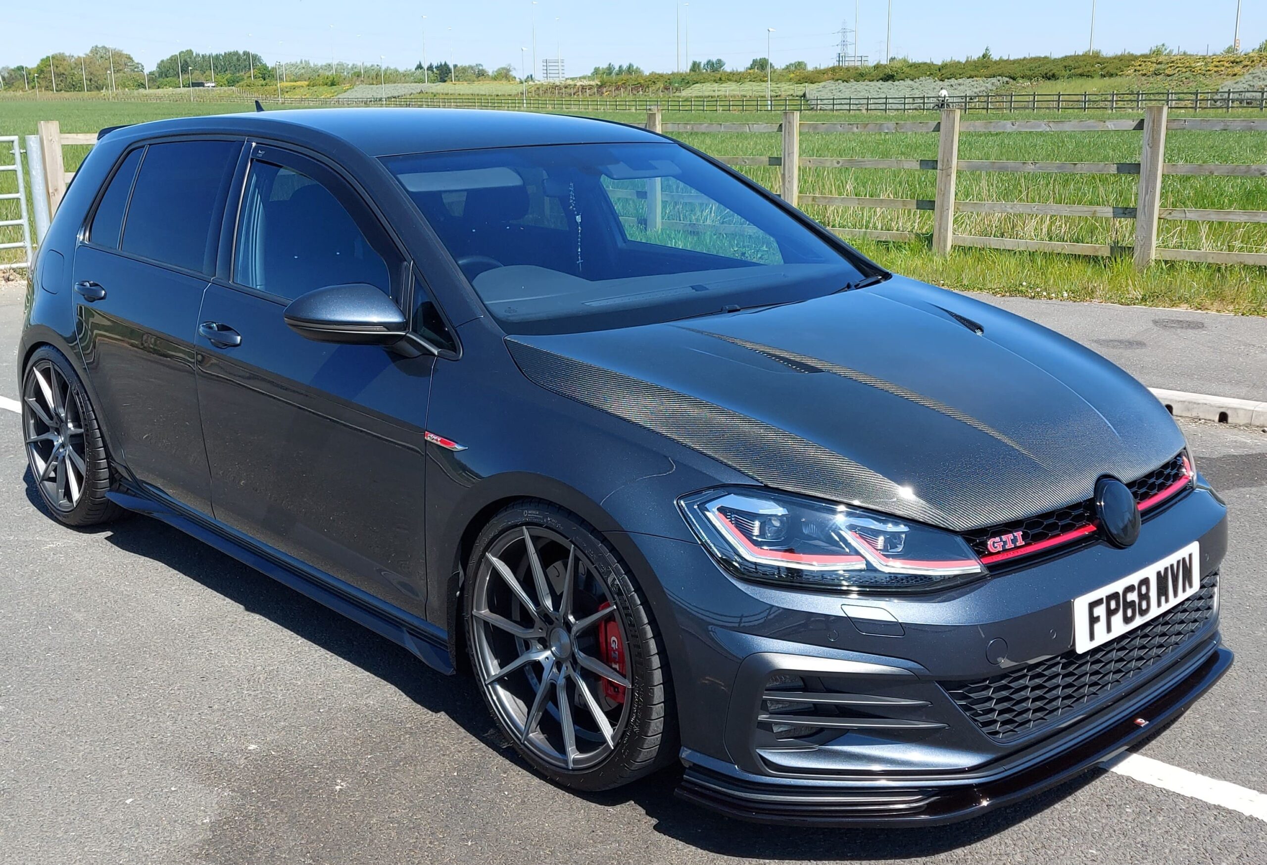 Volkswagen Golf GTI DSG