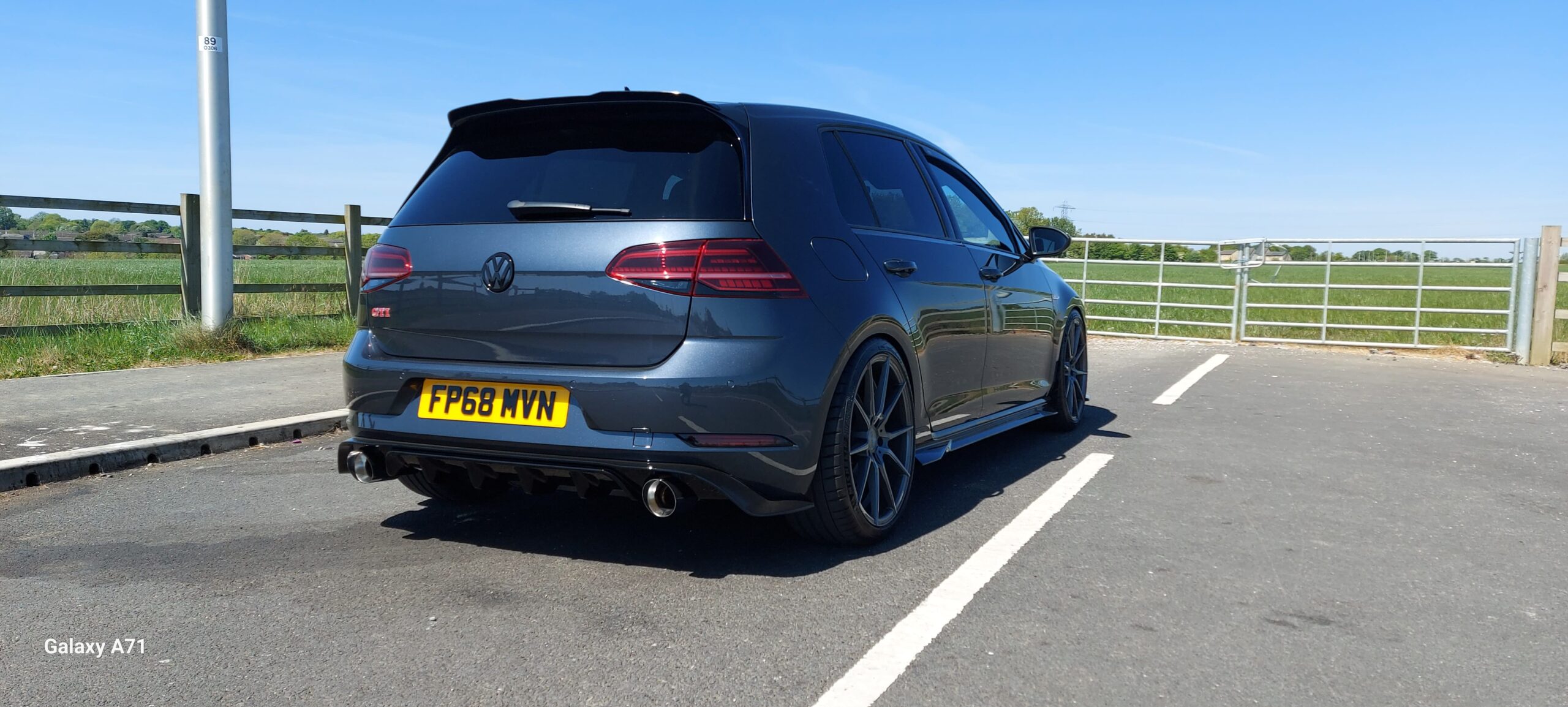 Volkswagen Golf GTI DSG