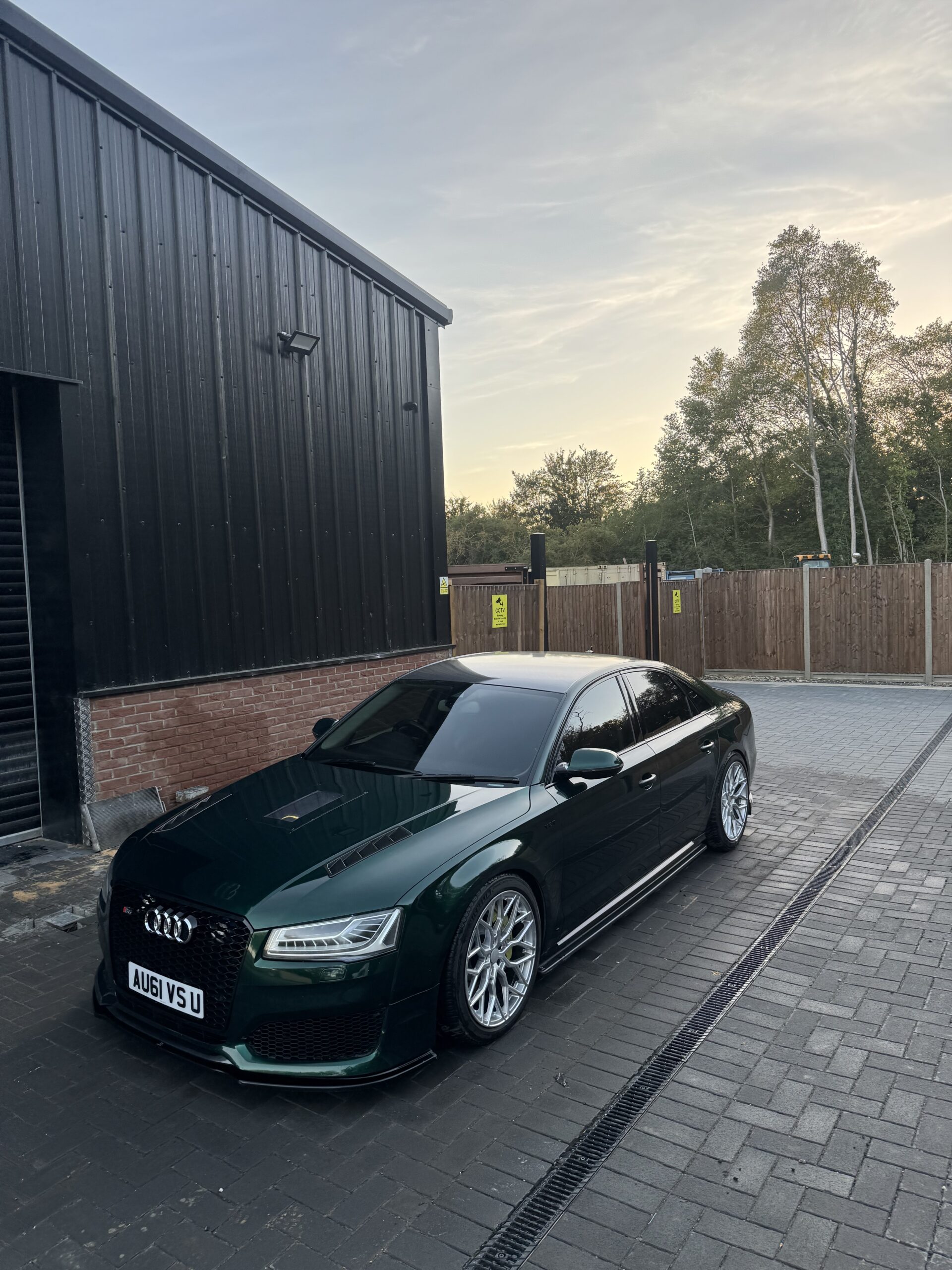 Audi S8 4.0 V8
