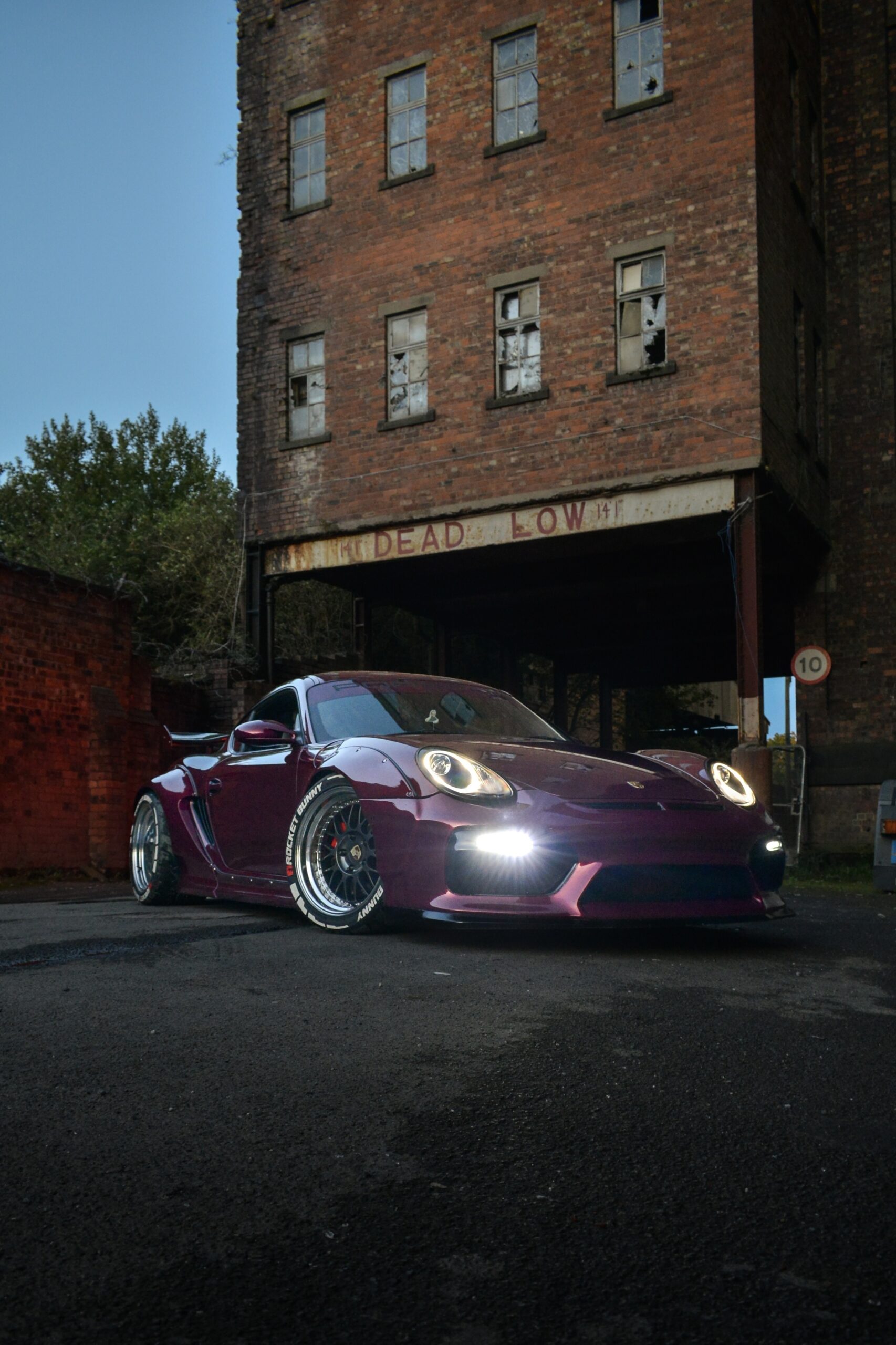 ff-852aeb37b26bb07460293dff944c1c94-ff-2714128F-69F0-454D-B418-2ED3195C80AC